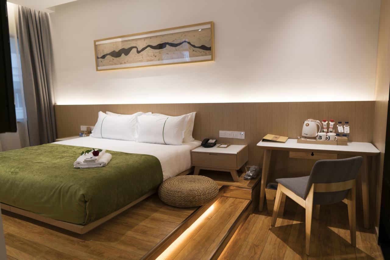 Bindun Langyi Hotel Yuzhong Экстерьер фото