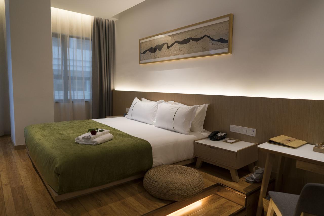 Bindun Langyi Hotel Yuzhong Экстерьер фото
